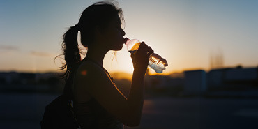 COMMENT LES ELECTROLYTES PARTICIPENT A UNE BONNE HYDRATATION ?